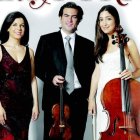 Sofya Melikian, Sami Merdinian y Ani Kalayjian, el trío de músicos armenios que abre hoy el Festival de Cámara Monteleón.