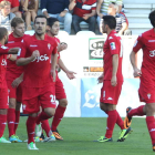 El Sporting ganó ayer en El Molinón y durmió como líder de la Liga Adelante.