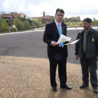 El alcalde y el concejal José Jiménez visitan las obras.