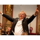 El director y organista austriaco Martin Haselböck inaugura hoy el Festival de Órgano. MEINRAD HOFER