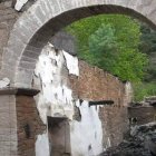 Estado en el que quedó la ermita tras el incendio, para la que Cupa aporta ya la pizarra.