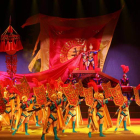 Dos momentos del espectáculo circense ‘La leyenda de Mulan’, que podrá visualizarse en el auditorio los días dos y tres de octubre