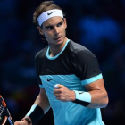 Nadal celebra un punto ganado sobre Murray en Londres.