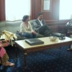La concejala de Bienestar Social y el alcalde, reunidos con el delegado del pueblo saharaui