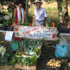 Un puesto de venta con productos totalmente ecológicos.