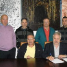 Los organizadores del calecho, durante la presentación.