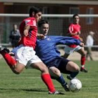 Dani, a la derecha, acortó distancias para el conjunto trepalense pero su gol sólo fue un espejismo