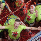 La Tomatina de Bunyol (Valencia) celebra su septuagésima segunda edición