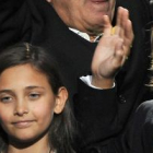 Dos de los hijos de Michael Jackson durante la ceremonia de despedida al cantante.