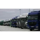 Camiones aparcados en Centro Integral de Transportes de León, ubicado en el polígono de Villadangos