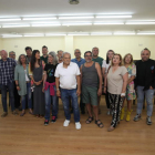 Representantes de los 22 colectivos y entidades que se han unido en defensa de los valores endógenos del Bierzo. L. DE LA MATA