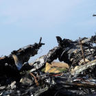 Restos del avión de Malaysia Airlines que fue derribado en Ucrania.