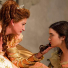Julia Roberts encarna a la madrastra de la historia en la nueva película de Tarsem Singh.