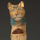 Momia egipcia de gato del Museo del Louvre de París.