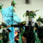 Uno de los disfraces participantes en el desfile de Carnaval de Camponaraya. ANA F. BARREDO