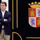 El presidente del PP de Castilla y León, Alfonso Fernández Mañueco, durante su intervención en el acto de firma del acuerdo con Ciudadanos para avanzar hacia la gobernabilidad de Castilla y León.