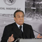 Florentino Pérez, durante la rueda de prensa ofrecida ayer para anunciar la marcha de Mourinho.