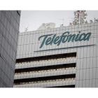 Edificio de Telefónica en la ciudad venezolana de Caracas. RAYNER PENA