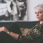 Trucos para dejarte el pelo gris y lucir unas canas increíbles