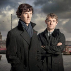 Benedict Cumberbatch, que interpreta a Sherlock, y Martin Freeman en el papel de Watson.