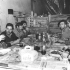 Imagen histórica del encierro de los ocho mineros en el Pozo Calderón. ARCHIVO