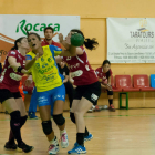 Las leonesas aguantaron al Rocasa hasta el minuto 40, cuando perdieron fuelle.