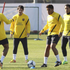 Guardiola tendrá que tirar de Jonathan Dos Santos para completar la convocatoria.