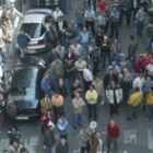 Imagen de los trabajadores concentrados ante la Fele durante la huelga de la semana pasada