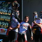 El español Albert Arenas celebra eufórico su triunfo en el Campeonato del Mundo de Moto3. GOULAO