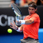 Nadal devuelve la bola al brasileño Daniel Marcos en su primer partido del torneo.