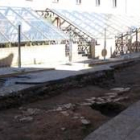 La imagen muestra algunos de los muros localizados en las catas y asociados a la casa del mosaico