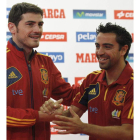 Iker Casillas, izquierda, y Xavi Hernández abandonaron la competición española.