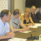 Carrasco firmó ayer un acuerdo para el diálogo social con sindicatos y empresarios.