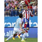 Griezmann golpea de cabeza ante el céltico Radoja.