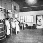 Las antiguas instalaciones y laboratorios, en fotos de los años 40