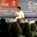 El secretario general de los socialistas de Castilla y León, Óscar López, ayer en su intervención.