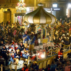 Miles de personas salieron a las calles para presenciar el paso de la cabalgata de los Reyes Magos.