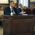 El expresident de la Generalitat declara en la segunda jornada del juicio contra él y el ex secretario regional del PP Ricardo Costa.