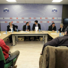 El secretario del PSOE Óscar López se reunió con los alcaldes de su partido en la Comunidad.