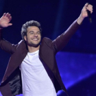 El francés Amir Haddad, en un ensayo para Eurovisión 2016.