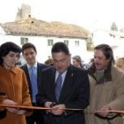 García Rodríguez, Marcos Martínez y Lupicinio Rodrigo, en la inauguración