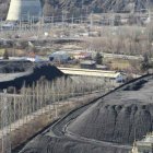 Stock de carbón en la central térmica de La Robla.