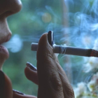 Razones de por qué los fumadores son más vulnerables al COVID-19