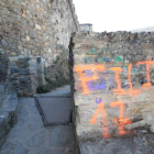Última pintada aparecida en el Castillo de los Templarios. L. DE LA MATA