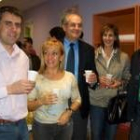 García Flórez, Carrasco, Lasarte y los afiliados durante la inauguración