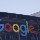 El grupo Alphabet subre una desaceleración del 35% y obtiene un beneficio de 12.662 millones de dólares.