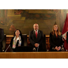 José Antonio Diez, Ester Seijas, Gerardo Álvarez Courel, Virginia Barcones y Eduardo Diego, al comienzo del acto de ayer. FERNANDO OTERO