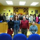 Los alumnos franceses fueron recibidos por el alcalde de La Robla en el consistorio.