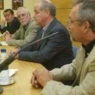 Luis Mateo Díez ofreció ayer en el club de prensa del Diario de León una charla sobre su obra