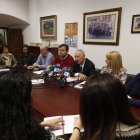 Tino Rodríguez y los diputados, ayer en la rueda de prensa